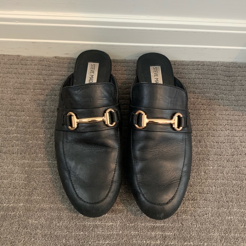 Steve Madden black leather loafers